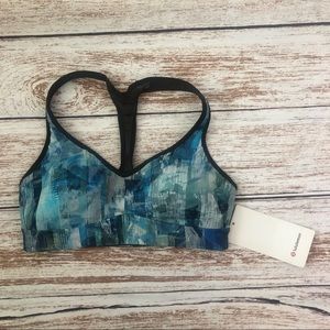 New Lululemon Sports Bra Size 6 Speed Up Sun Dazed Multi Blue *Flaw*